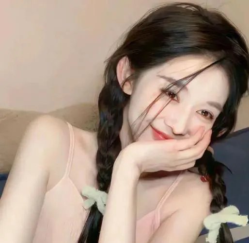 身穿十二单衣的恶魔